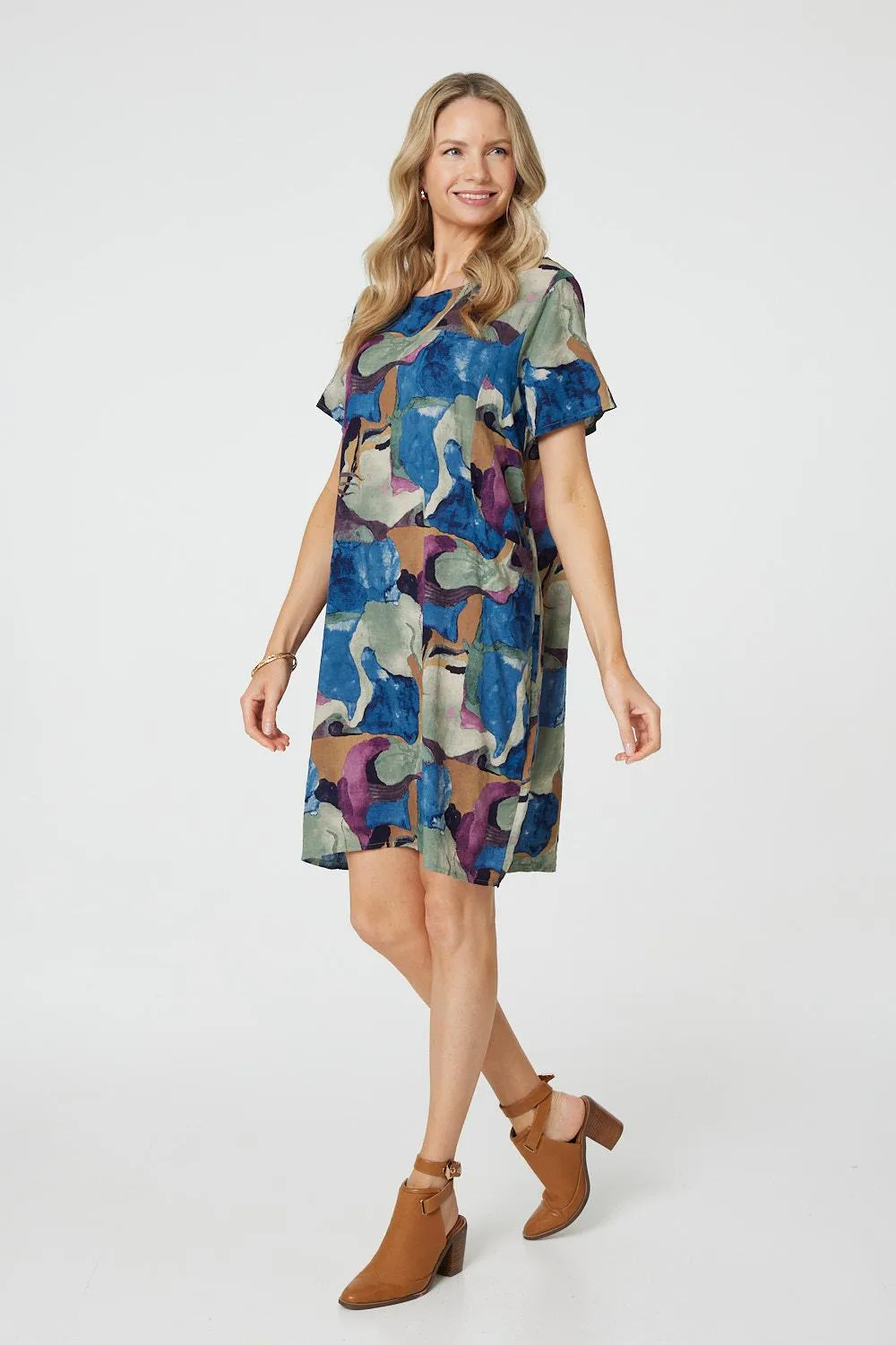 Abstract Print Knee Length Shift Dress