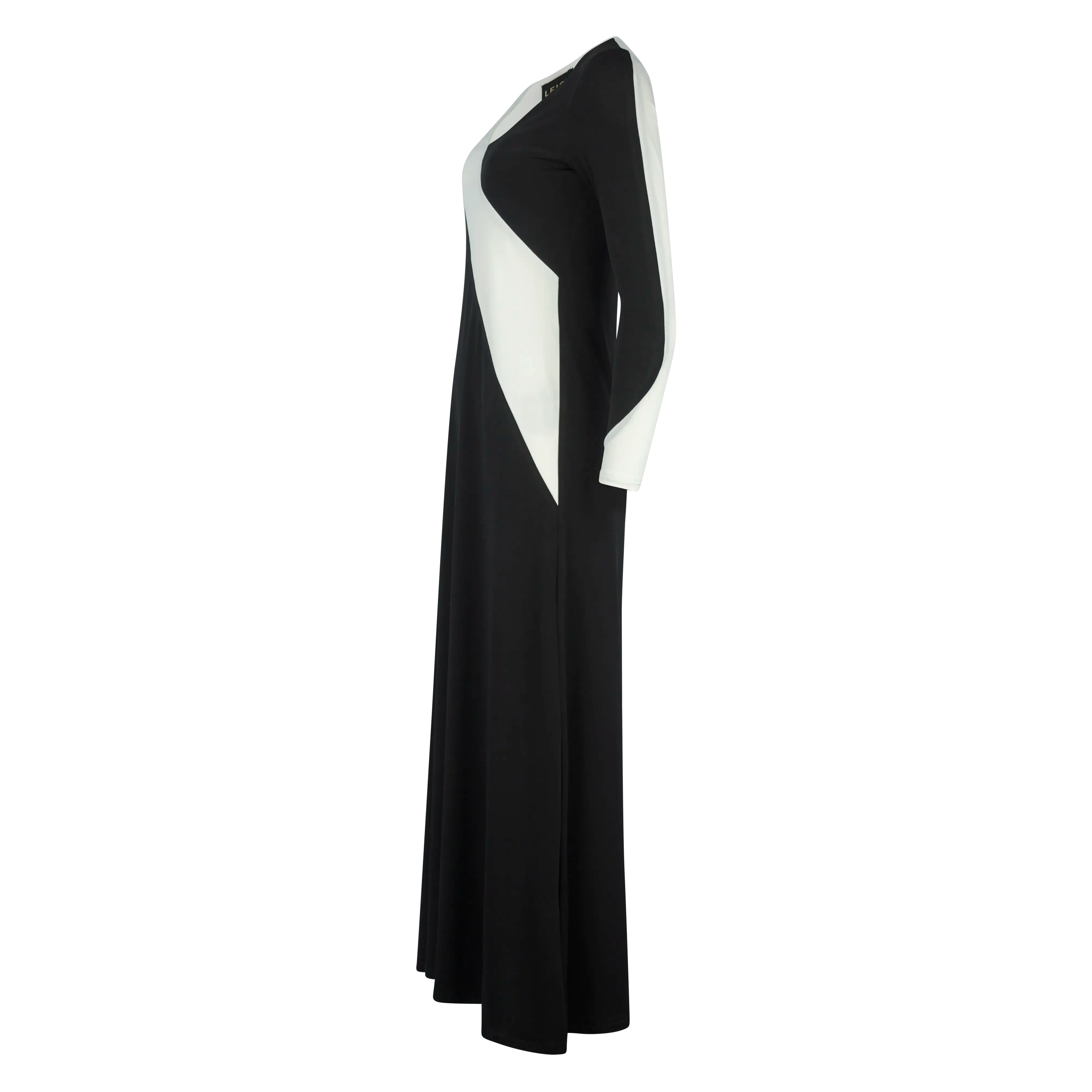 AVENGER Black Ivory