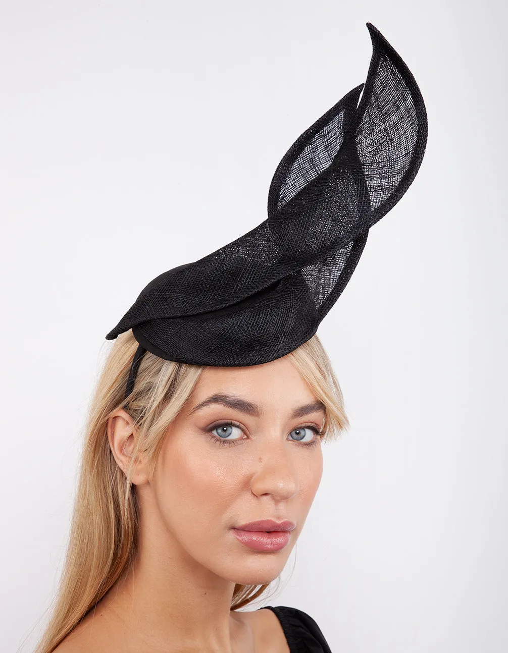 Black Sinamay Abstract Swirl Fascinator