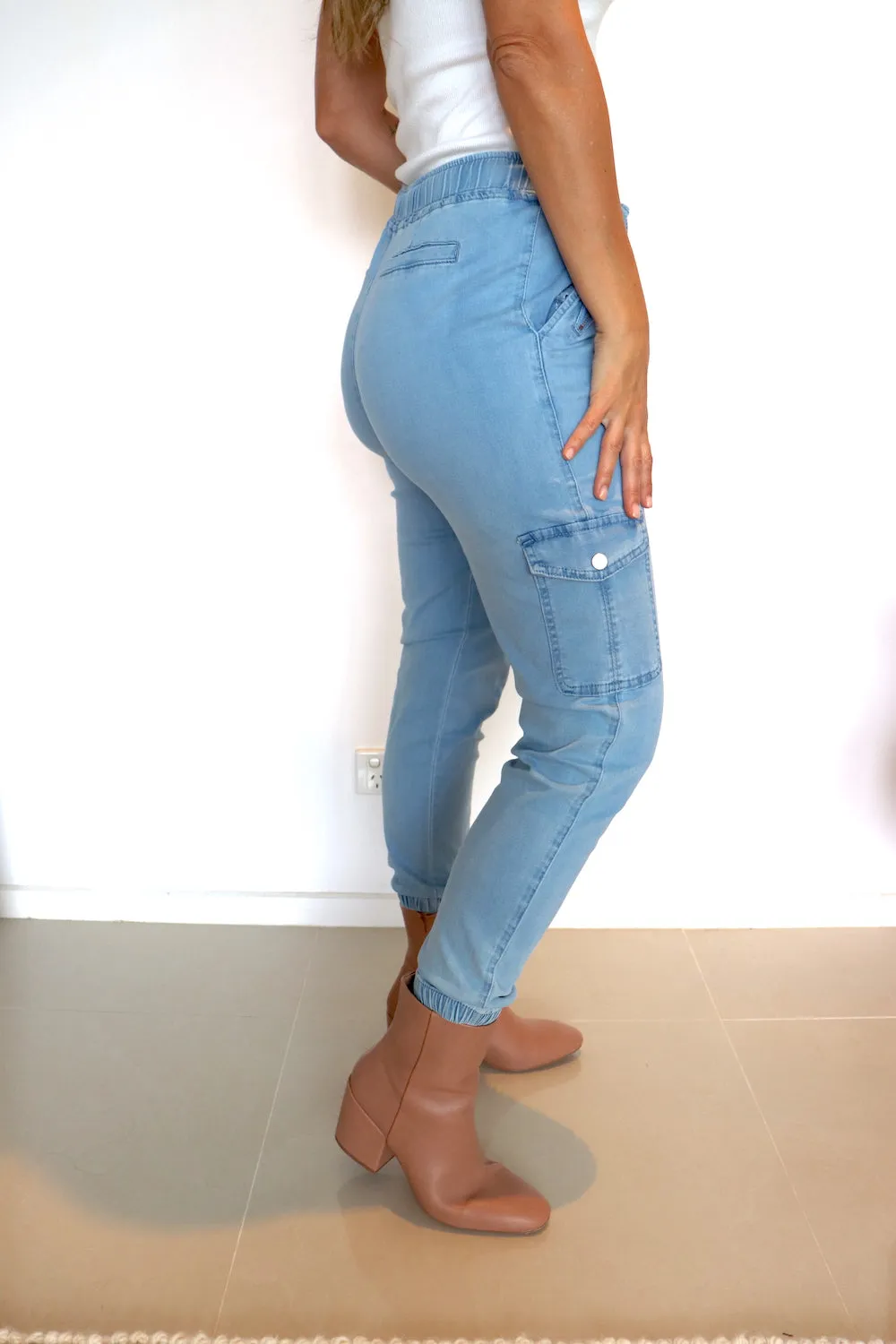 Cargo Denim Jeans in Blue