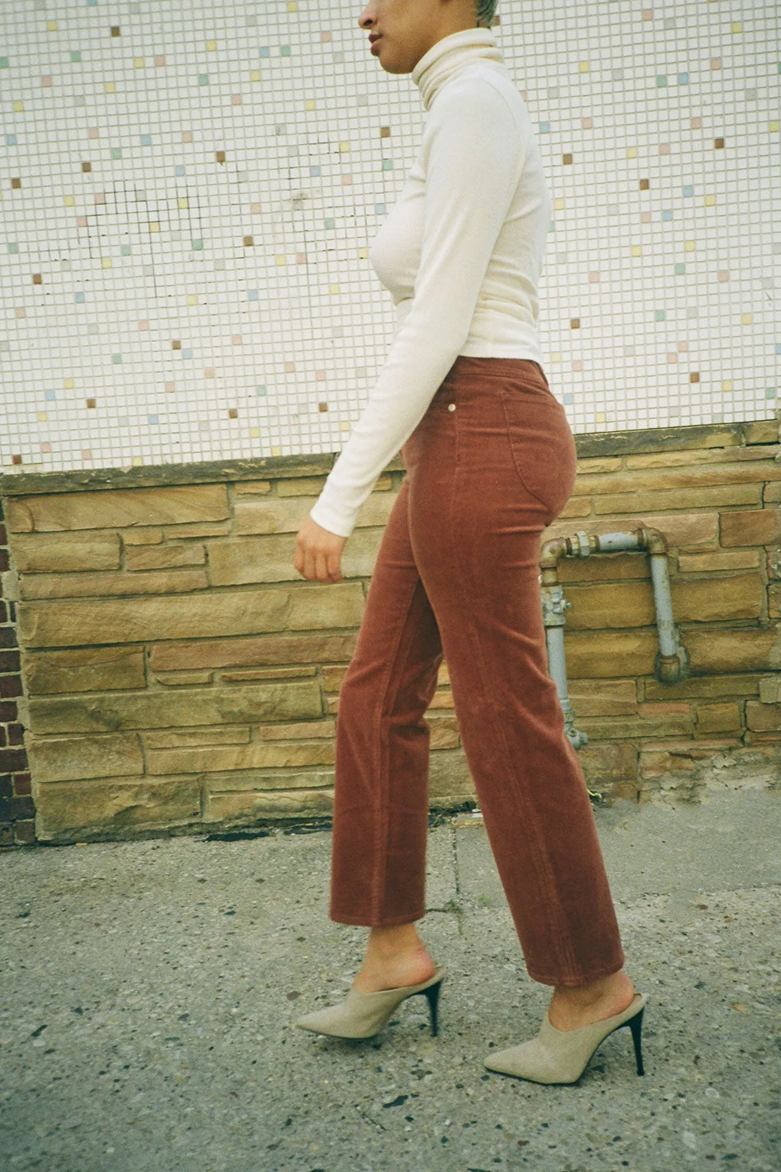 Cream Bea Highneck