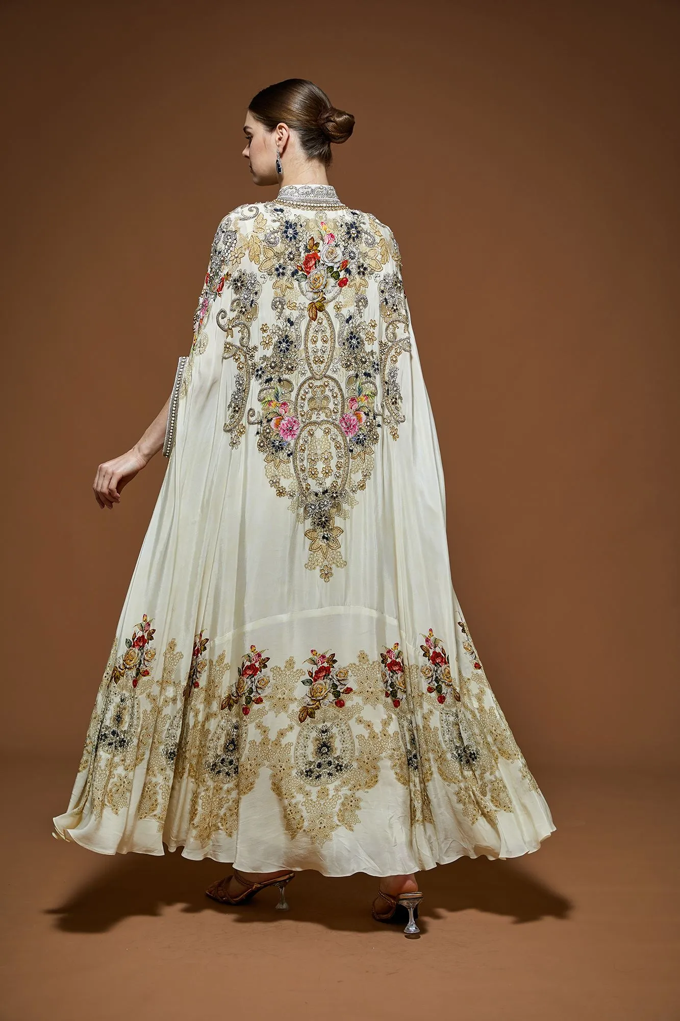 Ivory Kaftan