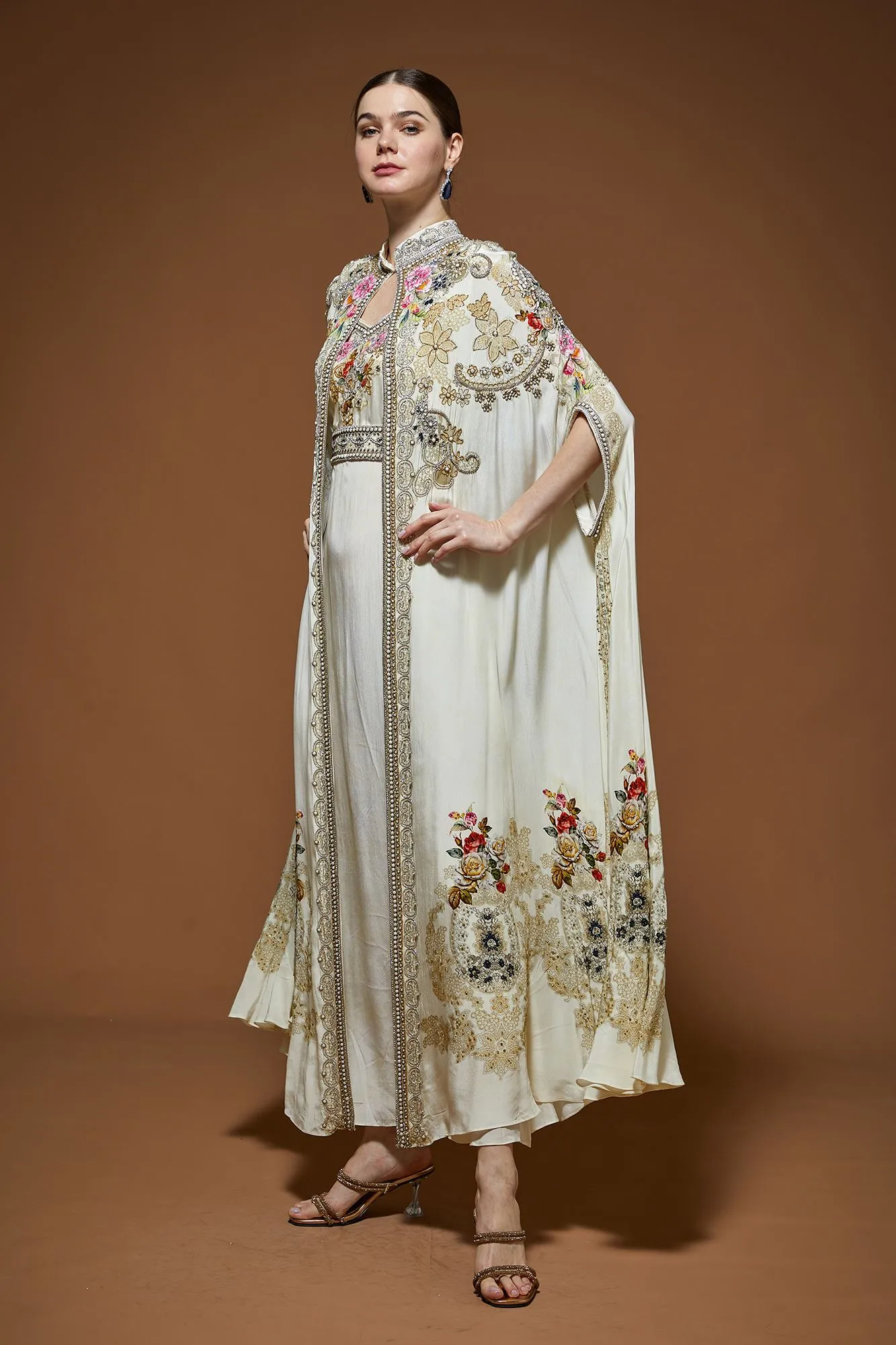 Ivory Kaftan