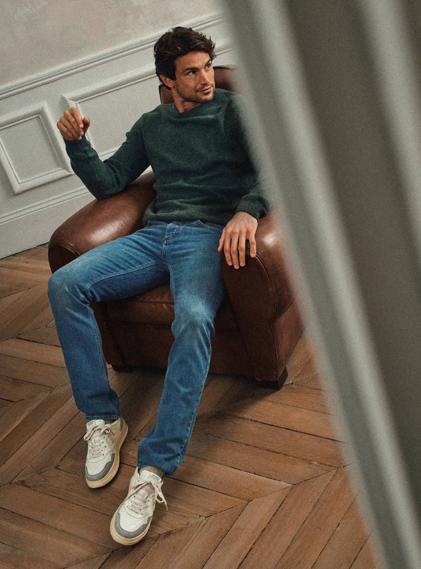 Jean Ajusté Leo Stone