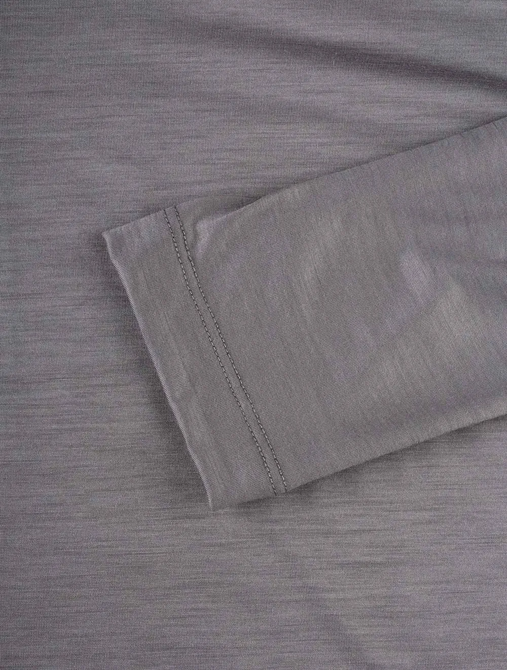 Long Sleeve T-Shirt Grey