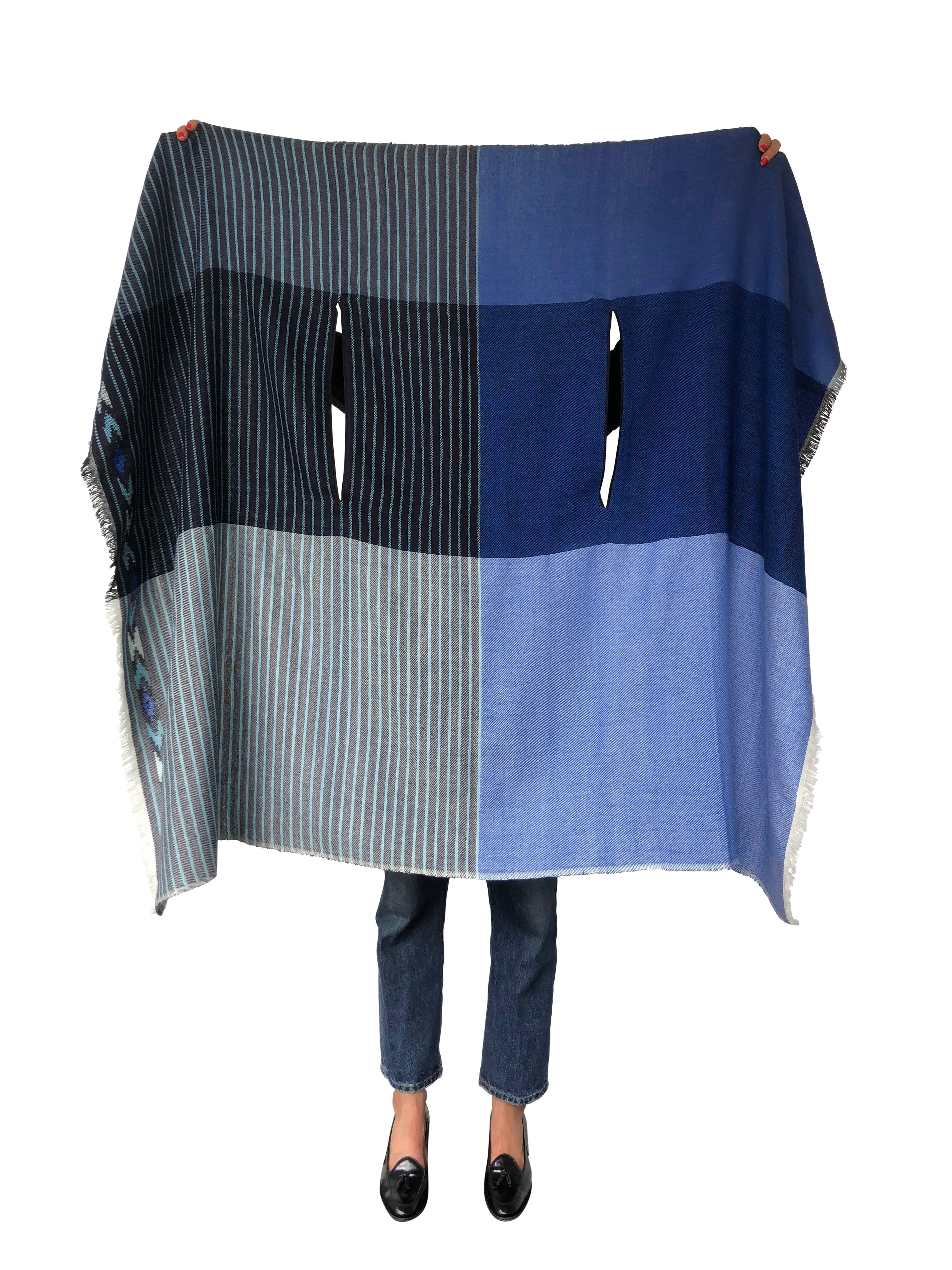 PETITE Light Wool Cape Fusion Blue