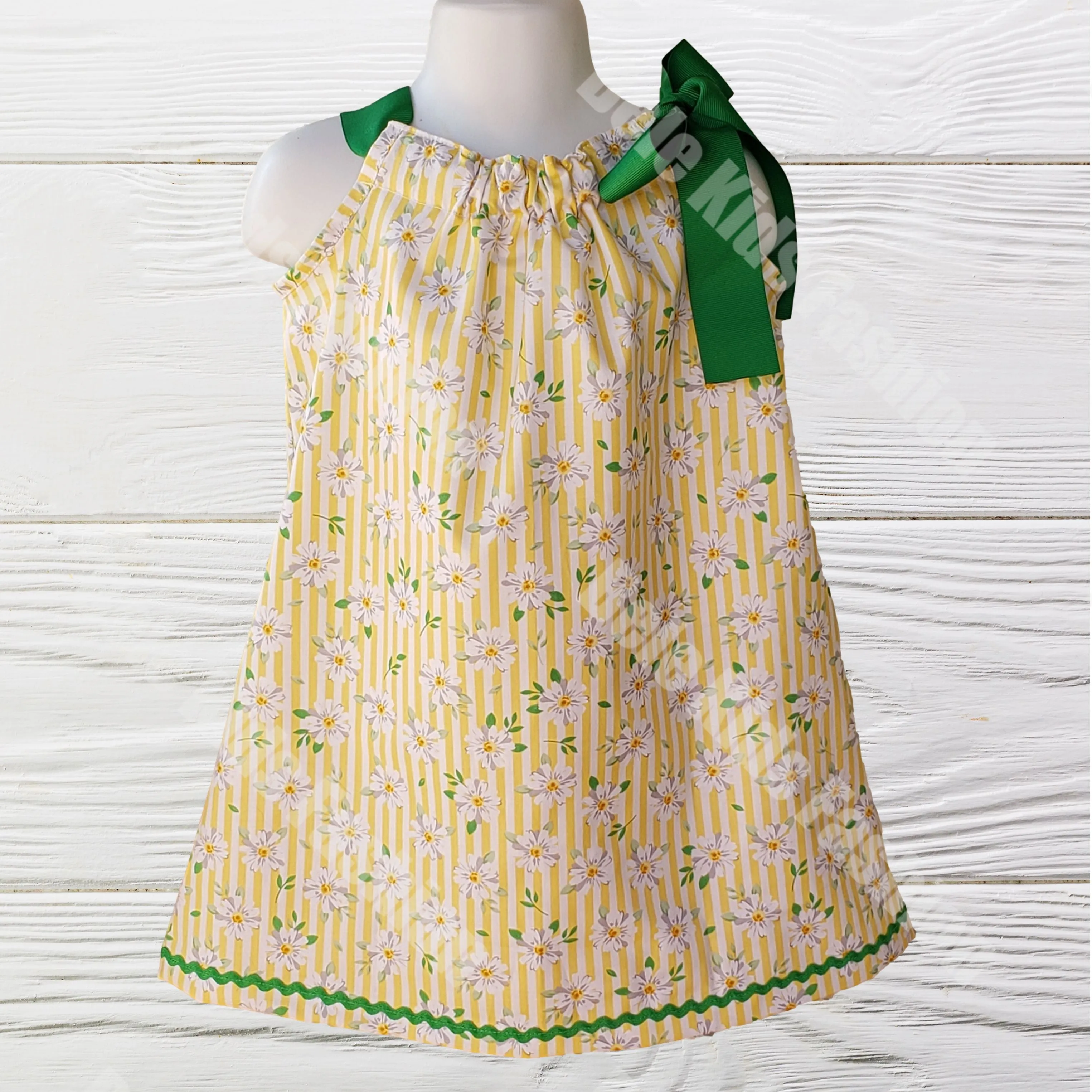 Pillowcase dress, Daisies Birthday  Pillowcase Dress, Summer Girls Dress,  Pillowcase Birthday Girls Dress