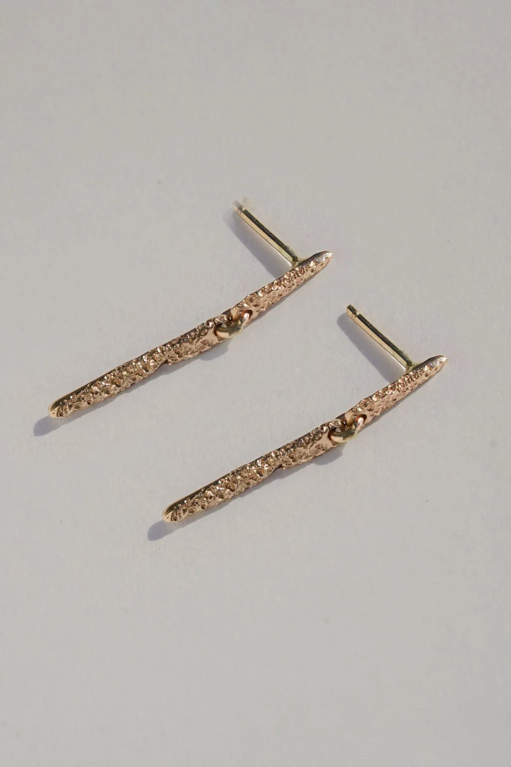 Sand Spine Drop Studs