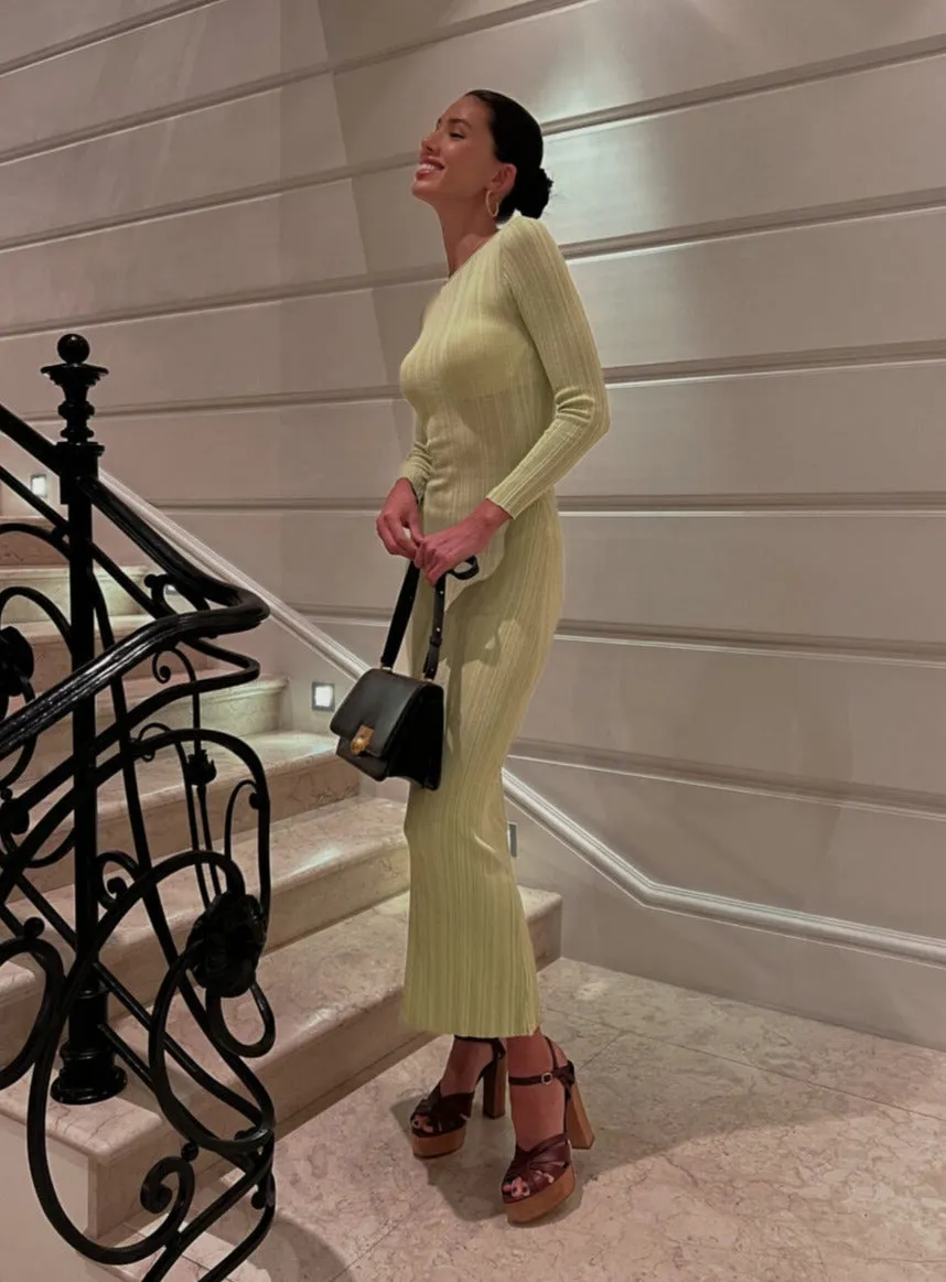 Slim long-sleeved knitted long dress